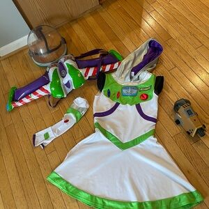 Buzz lightyear women’s Halloween costume small